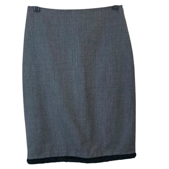 BEBE Pencil Skirt Womens 6 Gray Wool Blend Faux Fur Hem - Picture 1 of 9